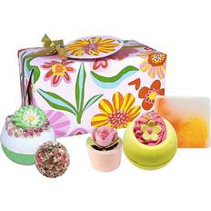 Bomb Cosmetics In Full Bloom Bath Gift Set 160g