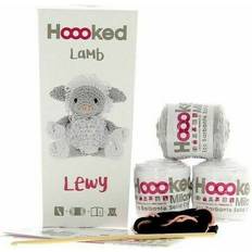 Hoooked Lamb Lewy Yarn Kit W/Eco Brabante Yarn-White & Gray