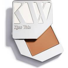 Kjaer Weis Cream Foundation Dainty
