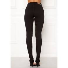 Amy Push Up Stretchjeans Dam Svart