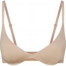 SKIMS Wireless Form Super Push-Up Bra - Sand