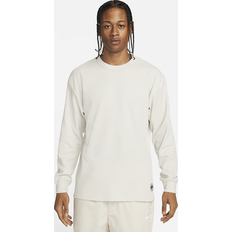 Nike Sportswear Men's Sports Utility Long-Sleeve T-Shirt Grey