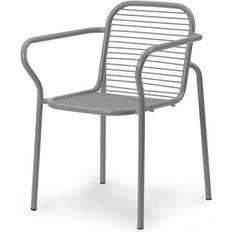 Havestole på tilbud Normann Copenhagen Vig Robinia Stol M Armlæn Grå