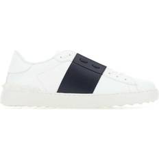 Valentino Garavani Dam Skor Valentino Garavani Amina Muaddi Dam 38 EU Pumps - Beige
