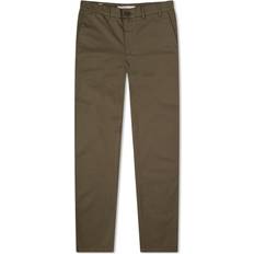 Aros Norse Projects Aros Regular Light Stretch Mand Chinos hos Magasin Ivy Green