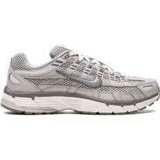 Nike P-6000 Premium - Light Iron Ore/Photon Dust/Flat Pewter/Metallic Silver