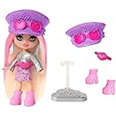 Barbie Extra Mini Minis-resedocka med ökenkläder med metalliceffekt och festivaltillbehör, liten Extra Fly-docka, HPN07