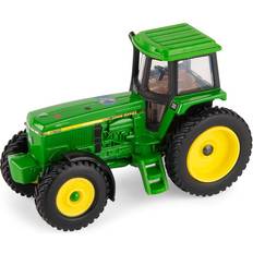 John Deere 4960 Tractor Green with "National FFA Organization" Logo 1/64 Diecast Model by ERTL TOMY