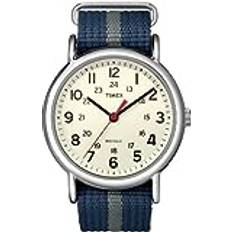 Timex Special Weekender Slip Through with Analogue Display and Nylon