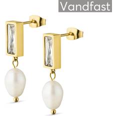 ANNEBRAUNER Pearl Exclusive Earrings
