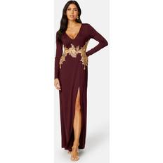 Knälånga klänningar - Röda Bubbleroom Bubbleroom Occasion Olessa Gown Bordeaux