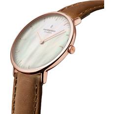 Ure Nordgreen Dame Dansk minimalistisk analog Rose Guld Urkasse Hvid Skive 28mm Brun Vegansk Læderrem 28mm