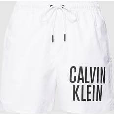 Beige - Herren Bademode Calvin Klein Calvin Klein Underwear Badehose mit Label-Print in Weiß Größe