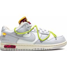Nike x Dunk Low Lot 46 of 50 - Gray