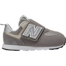 39 - New Balance 574 Scarpe New Balance 574 New-B Hook & Loop Toddler Rain Cloud Silver Metallic - Infant