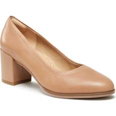 42 Tacchi e Décolleté Clarks Freva 55 Court 261709634 Beige