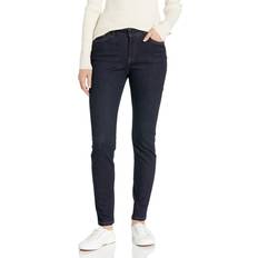 Amazon Essentials Damen Skinny-Jeans, Schwarze Spülung, Kurz