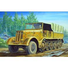 Maquetas Trumpeter Famo Sd.Kfz. 9/18 Ton Half-Track