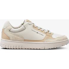 Tommy Hilfiger Beige Skor Tommy Hilfiger Sneaker TH Basket Core Lth Mix Ess Vit