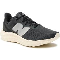 Shoes New Balance Herren Fresh Foam Arishi V4 in Grau/Beige, Synthetic, Größe