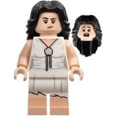 LEGO Indiana Jones Marion Ravenwood White Tattered Dress Minifigure from 77013