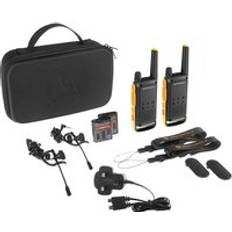 Motorola T82 Extreme Quad four Weatherproof 2-way Walkie-Talkies with Carry Case, Lanyards & Ear Pieces