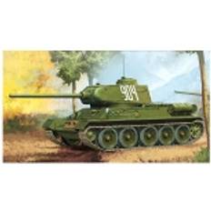 T34/85 Tank No. 112 Factory Production 1:35 Plastic Kit by
