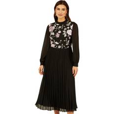 Long - Midi Dresses Yumi Long Sleeve Embroidered Midi Pleated Dress, Black