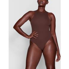 A Bodysuits SKIMS High Neck Bodysuit Deep Neutral Fits Everybody