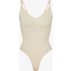 Beige - Skiing Clothing SKIMS Womens Sand Seamless Sculpt Fitted Stretch-woven Body