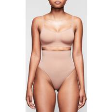 Skidor BH:ar SKIMS Shapewear Bh Seamless Sculpt Bralette - Sienna