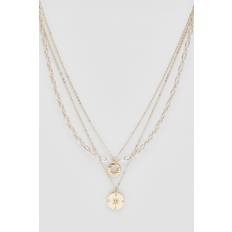 boohoo Gold Layered Circle Pendant Necklace One