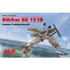 Scale Models & Model Kits ICM Models 1:32 B Cker 131B German Training Aircraft