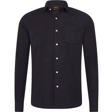 Oscar Jacobson Skjortor Oscar Jacobson Wide Spread Twill Skjorta