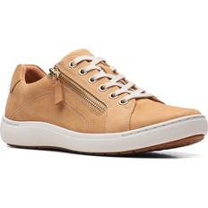 Clarks Damen Nalle Lace Sneaker, Camel Nubuck