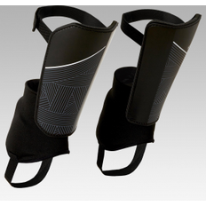 Essential 140, Soccer Shin Pads in Black
