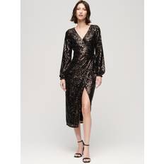 Långa klänningar - Silver Superdry Sequin Wrap Maxi Dress