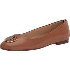 Natural - Women Shoes Tommy Hilfiger Women's GANIMAY Ballet Flat, Caramel 101