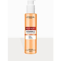 PrettyLittleThing Paris Revitalift Clinical Vitamin C Cleanser