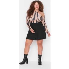 Röcke Trendyol Collection Frauen Übergröße Mini Eine Linie Plisseerock Gewebte Plus-Size-Rock