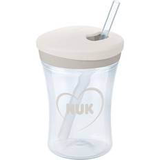 Nuk Drinkflessen Nuk Action Cup 230ml mit Trinkhalm weiß