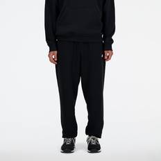 New Balance Byxor & Shorts New Balance French Terry Sweatpants - Svart