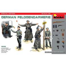 Scale Models & Model Kits Miniart MIN35315 1:35 German Feldgendarmerie Spec Edt