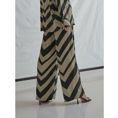 Minus Bukser & Shorts Minus Jalia High Waisted Wide Leg Pant Kvinde Bukser Med Brede Ben hos Magasin Jungle Green Print