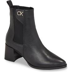 Calvin Klein Nainen Chelsea-saappaat Calvin Klein Nilkkurit Almond Chelsea Boot - Musta