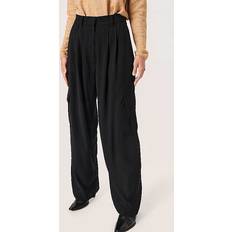 Clothing Soaked in Luxury Shirley Tailored Trousers, Black