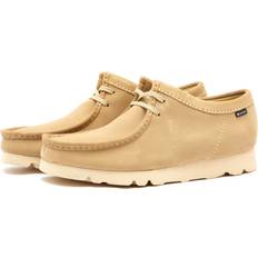 Homme Mocassins Clarks Wallabee GORE-TEX Brown