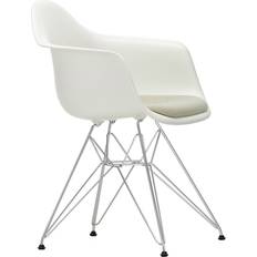 Vitra Eames Armchair DAR