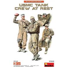 Scale Models & Model Kits Miniart MIN37049 1:35 USMC Tank Crew at Rest