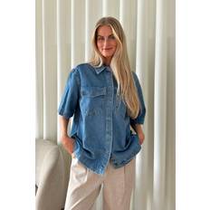 Only oversized pocket detail denim shirt in mid blueL